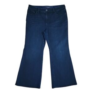 Chicos Jeans Size 2P Womens 12 Petite Blue Denim So Slimming Girlfriend Flare